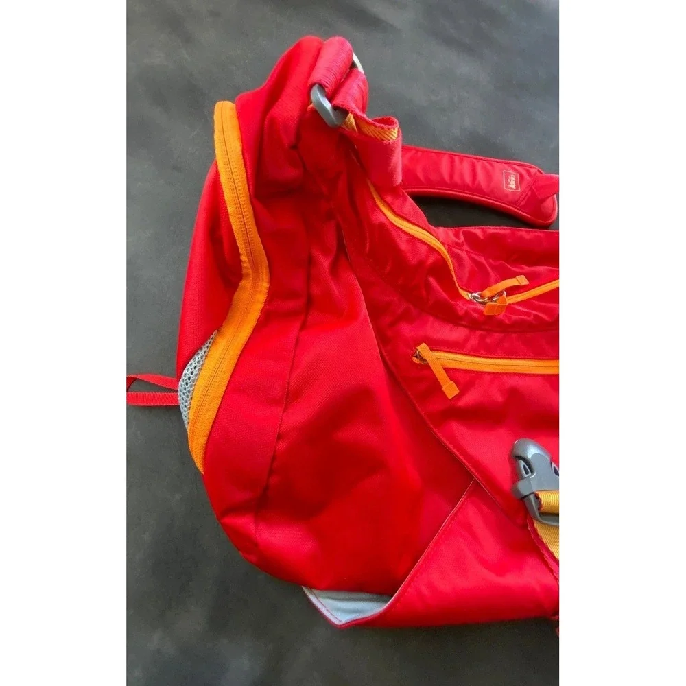 REI Messenger Bag Red Orange Large Shoulder Crossbody Travel Commuter Gorpcore